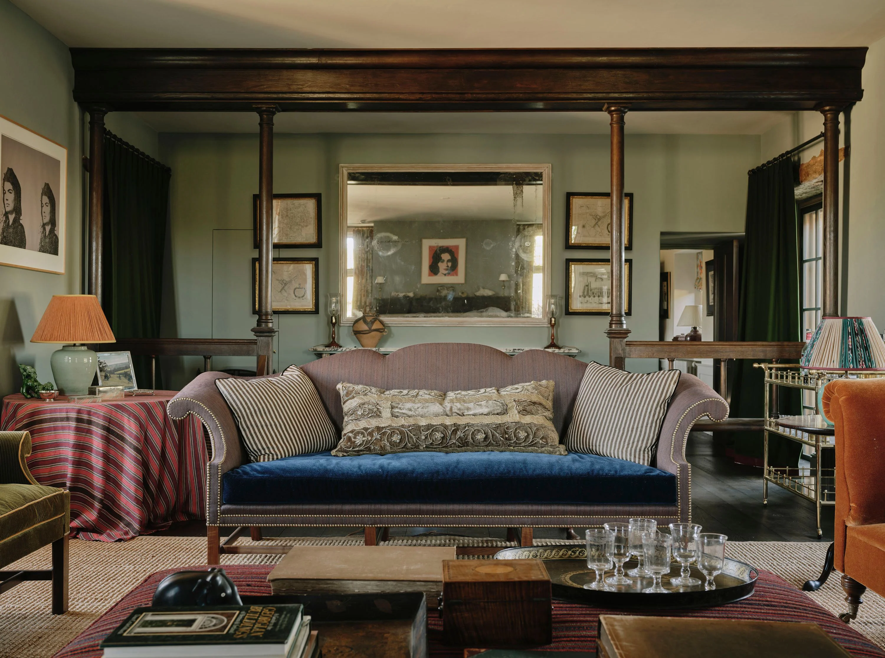 Embracing History: The Allure of English Farmhouse Design in Today's Property Market