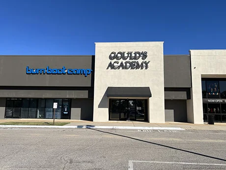 Wolf Run Plaza